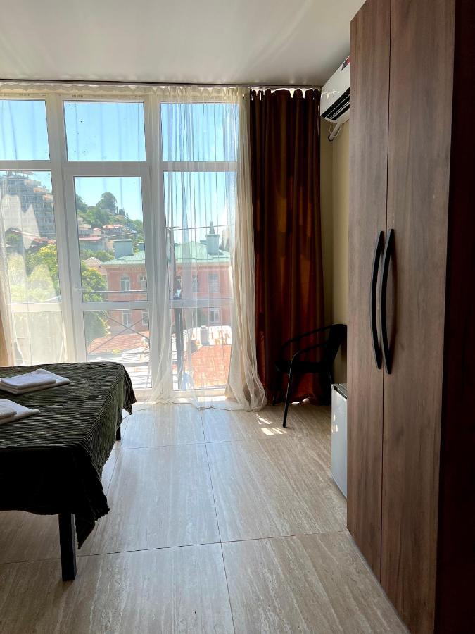 Hotel Golden Γκάγκρα Εξωτερικό φωτογραφία