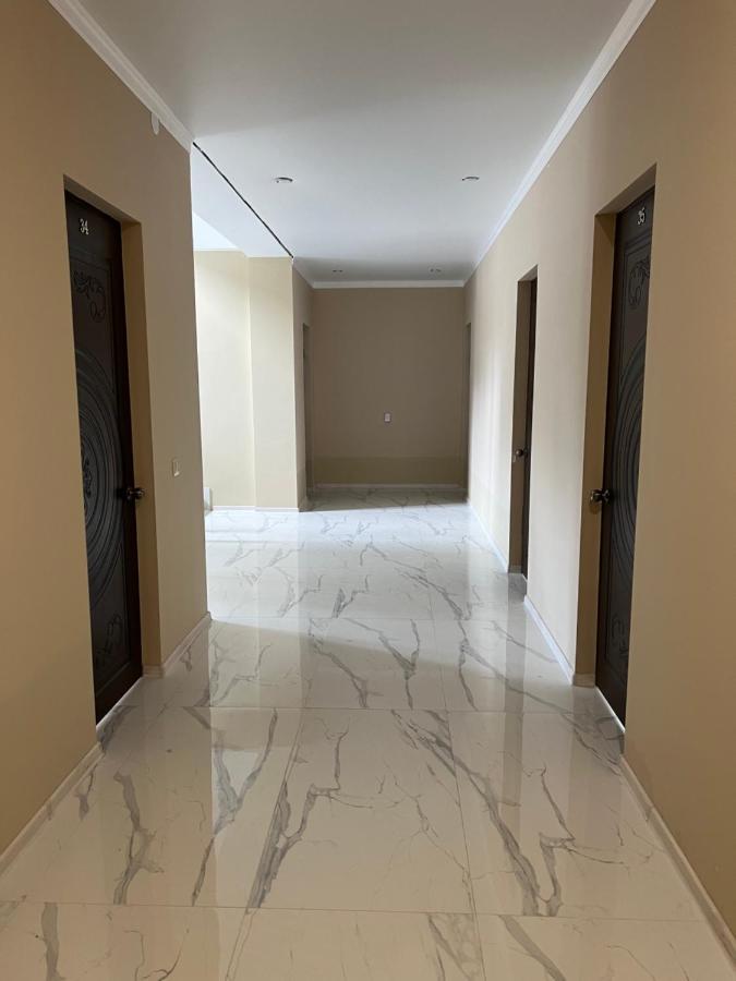 Hotel Golden Γκάγκρα Εξωτερικό φωτογραφία