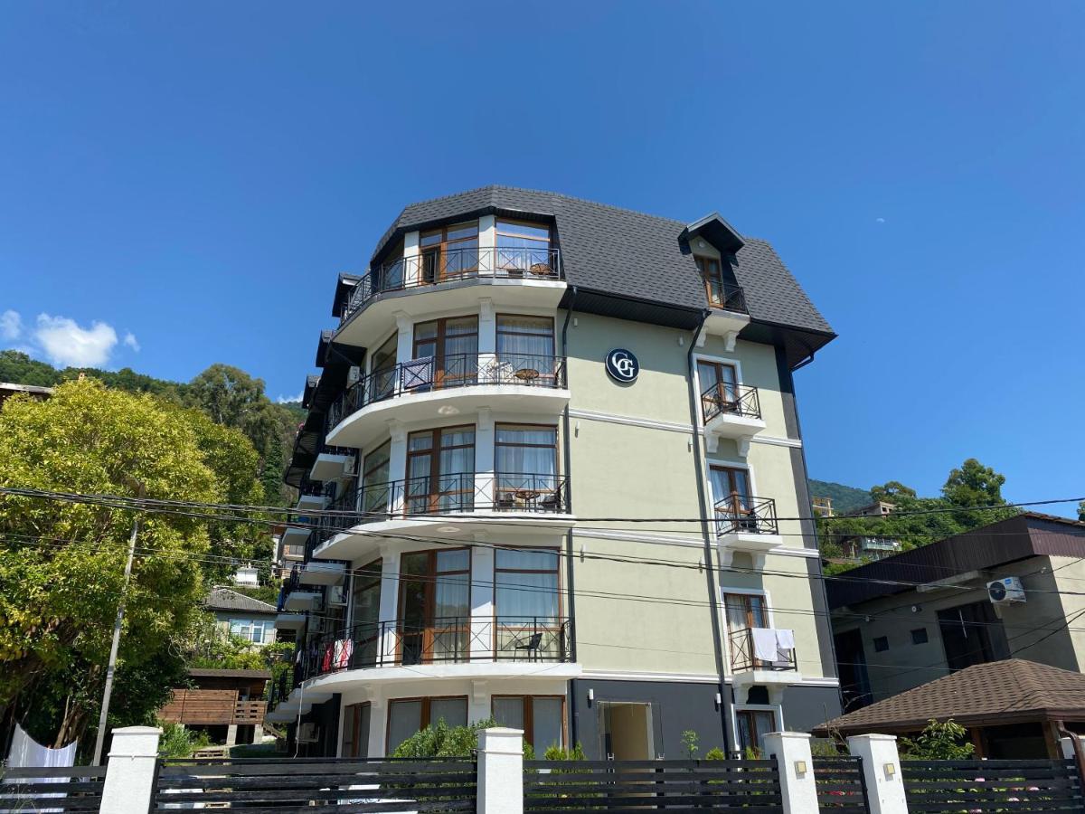 Hotel Golden Γκάγκρα Εξωτερικό φωτογραφία